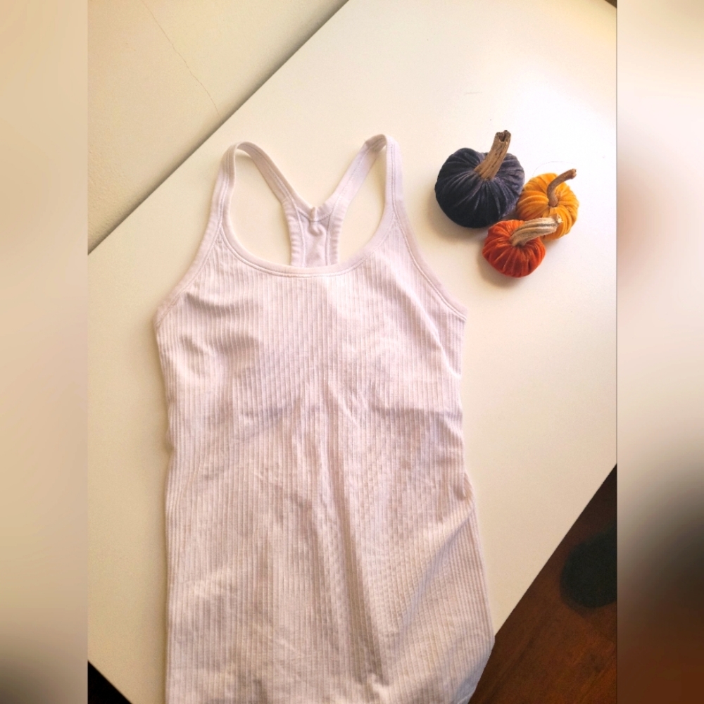Lululemon white top